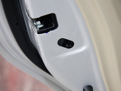 2013款 1.6L 手动 时尚版