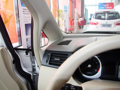 2013款 1.6L 手动 时尚版