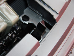 2013款 1.6L 手动 时尚版