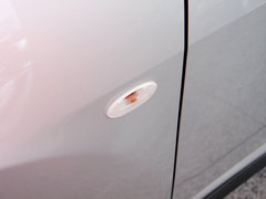 2013款 1.6L 手动 时尚版