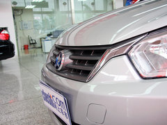2013款 1.6L 手动 时尚版