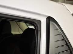 2013款 1.6L 手动 时尚版