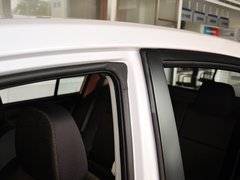2013款 1.6L 手动 时尚版