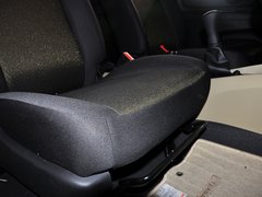 2013款 1.6L 手动 时尚版