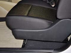 2013款 1.6L 手动 时尚版