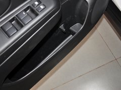 2013款 1.6L 手动 时尚版