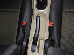 2013款 1.6L 手动 时尚版