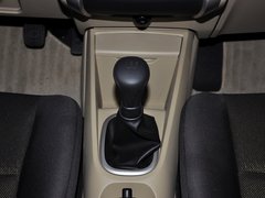 2013款 1.6L 手动 时尚版