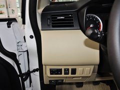2013款 1.6L 手动 时尚版