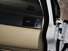 2013款 1.6L 手动 时尚版