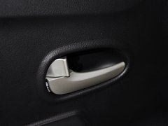 2013款 1.6L 手动 时尚版