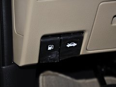 2013款 1.6L 手动 时尚版