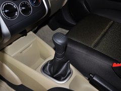 2013款 1.6L 手动 时尚版