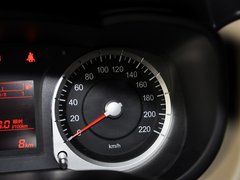2013款 1.6L 手动 时尚版