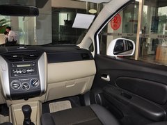 2013款 1.6L 手动 时尚版