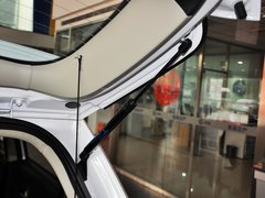 2013款 1.6L 手动 时尚版