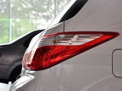 2013款 1.6L 手动 时尚版