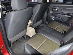 2013款 1.6L 手动 时尚版