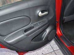 2013款 1.6L 手动 时尚版