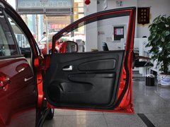 2013款 1.6L 手动 时尚版