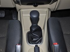 2013款 1.6L 手动 时尚版
