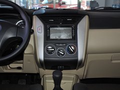 2013款 1.6L 手动 时尚版