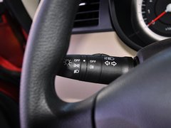 2013款 1.6L 手动 时尚版