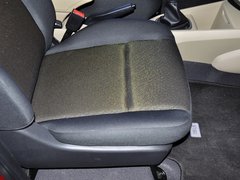 2013款 1.6L 手动 时尚版
