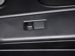 2013款 1.6L 手动 时尚版