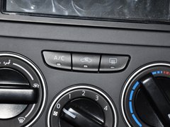 2013款 1.6L 手动 时尚版