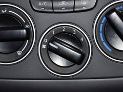 2013款 1.6L 手动 时尚版