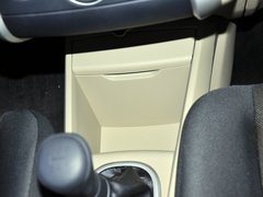 启辰R50 2013款 1.6L 手动 时尚版