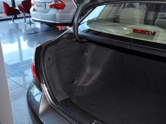 2013款 1.6L 自动 时尚版