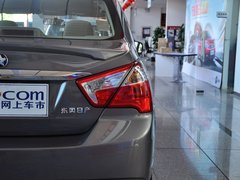 2013款 1.6L 自动 时尚版