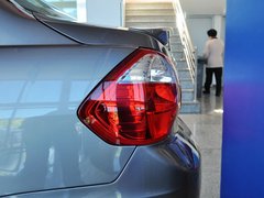 2013款 1.6L 自动 时尚版