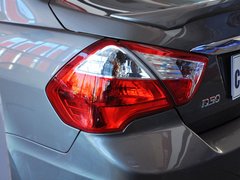 2013款 1.6L 自动 时尚版