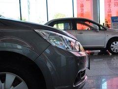 2013款 1.6L 自动 时尚版