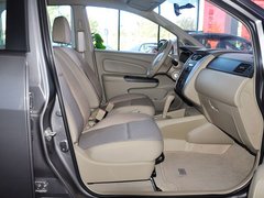 2013款 1.6L 自动 时尚版
