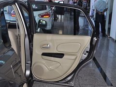 2013款 1.6L 自动 时尚版