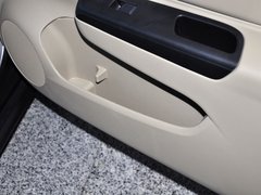 2013款 1.6L 自动 时尚版