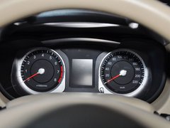 2013款 1.6L 自动 时尚版