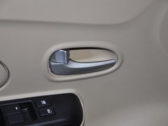 启辰D50 2013款 1.6L 自动 时尚版