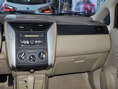 2013款 1.6L 自动 时尚版