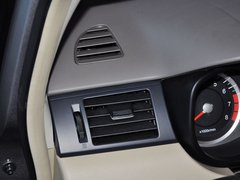 2013款 1.6L 自动 时尚版