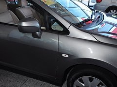 2013款 1.6L 自动 时尚版
