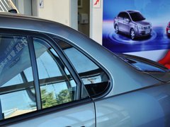 2013款 1.6L 自动 时尚版