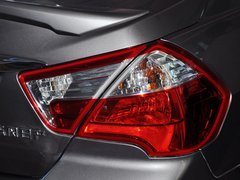 2013款 1.6L 自动 时尚版