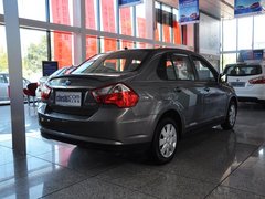 2013款 1.6L 自动 时尚版