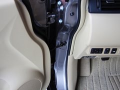 2013款 1.6L 手动 豪华版