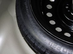 2013款 1.6L 手动 豪华版